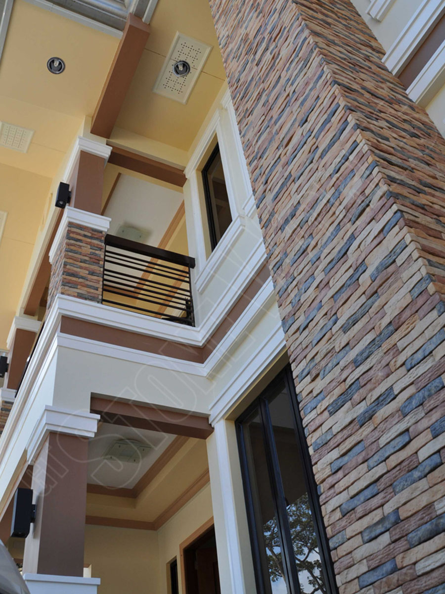ROUGH BRICKSTONE MONTECILLO