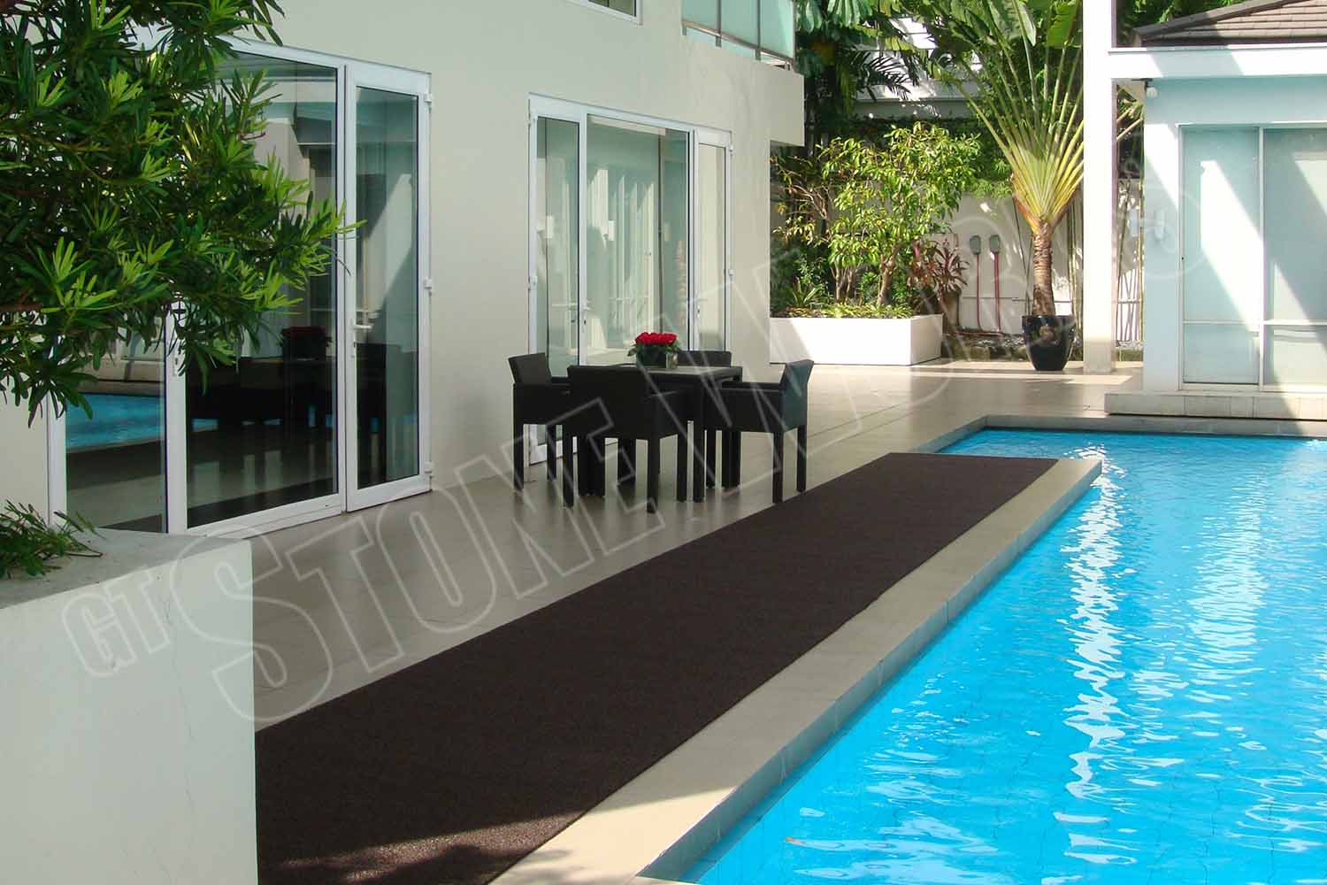 PVC COFFEE BROWN